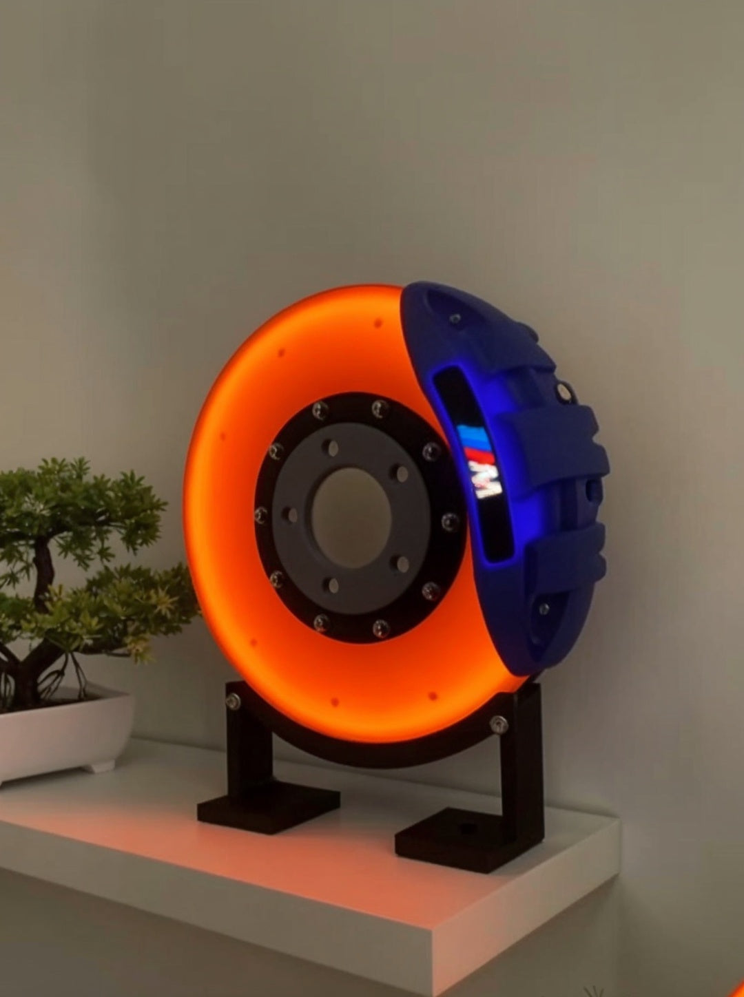 RevGlow™ - MW Disk Lamp